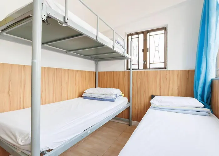 Ah Shan Hostel Hong Kong